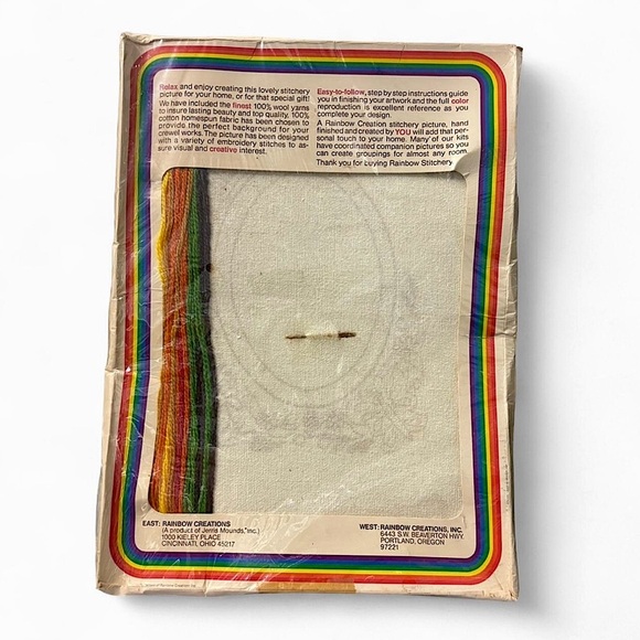 VTG 1978 Crewel Picture Frame Kit Autumn Oval Portrait Rainbow Stitchery Sealed - Picture 2 of 2